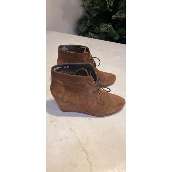 Blondo Paige Womens Size 8 Waterproof Booties Ankle Boots Lace Up Wedge Leather - Picture 3 of 6